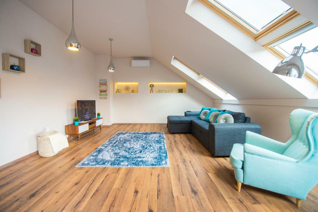 Apartment Luxury Family Penthouse Downtown